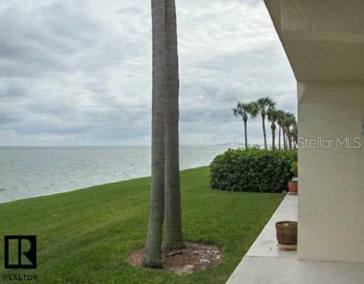 7520 SUNSHINE SKYWAY LANE S UNIT T-21 ST. PETERSBURG, FL 33711