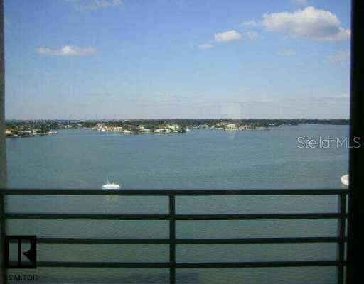 7963 Sailboat Key BOULEVARD S UNIT 604 South Pasadena, FL 33707