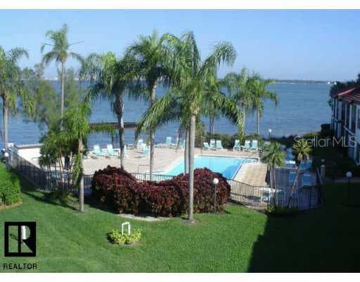6265 Sun BOULEVARD UNIT 316 St Petersburg, FL 33715