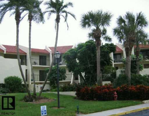 7500 Sunshine Skyway LANE S UNIT #T-8 St. Petersburg, FL 33711