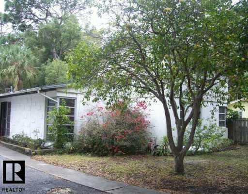 415 Venetian DRIVE Clearwater, FL 33755