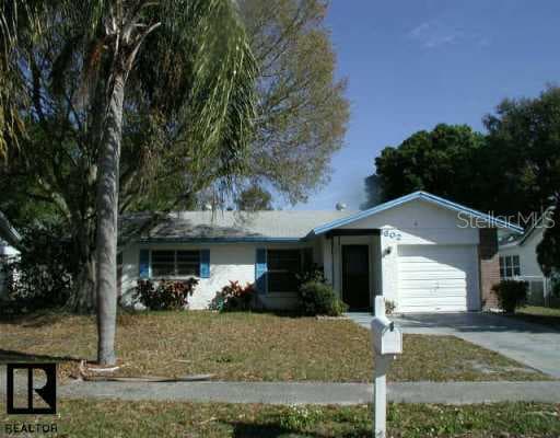 1602 Greenwood DRIVE Dunedin, FL 34698