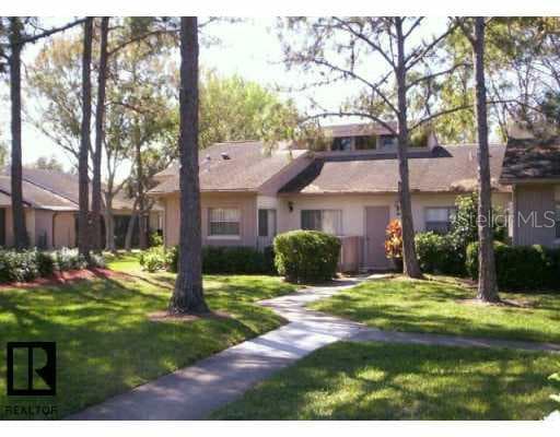 40 Iris PLACE UNIT V Oldsmar, FL 34677