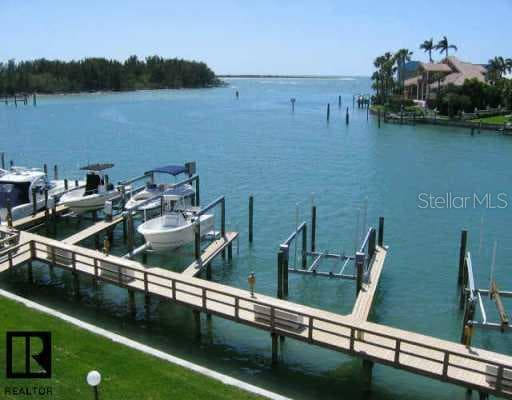 1060 Pinellas S UNIT 305 Tierra Verde, FL 33715