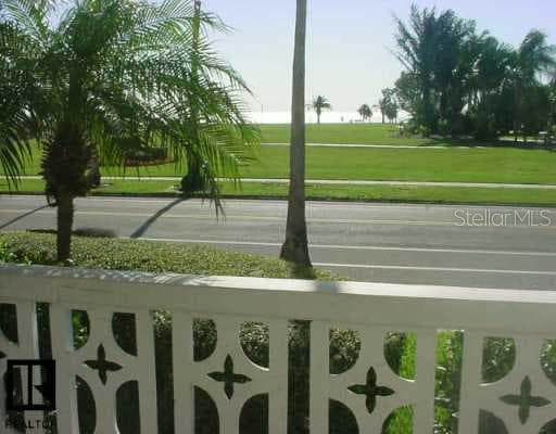1100 North Shore DRIVE UNIT 103 St. Petersburg, FL 33701