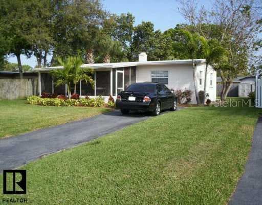 7343 37th AVENUE N St Petersburg, FL 33710