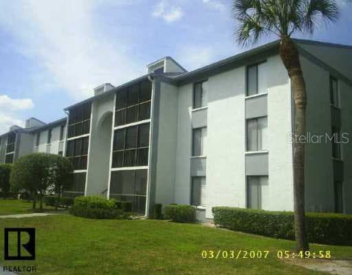 1308 Pine Ridge CIRCLE E Tarpon Springs, FL 34688