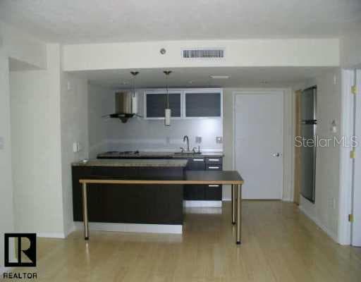 701 Madison AVENUE S UNIT 210 Clearwater, FL 33756