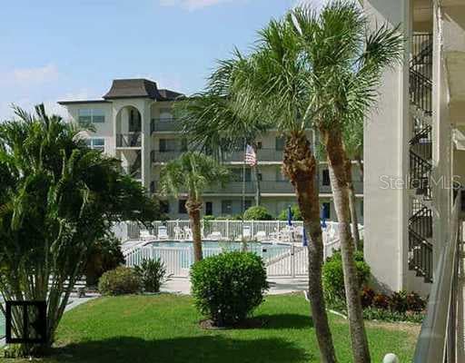 2525 West Bay DRIVE W UNIT D23 Belleair Bluffs, FL 33770