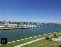 1 Key Capri BOULEVARD S UNIT 203-W Treasure Island, FL 33706