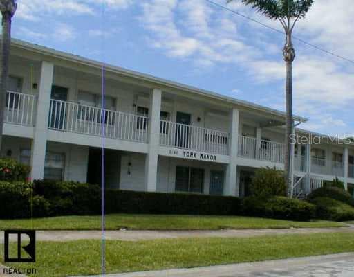 3160 36 STREET N UNIT #105 St Petersburg, FL 33713