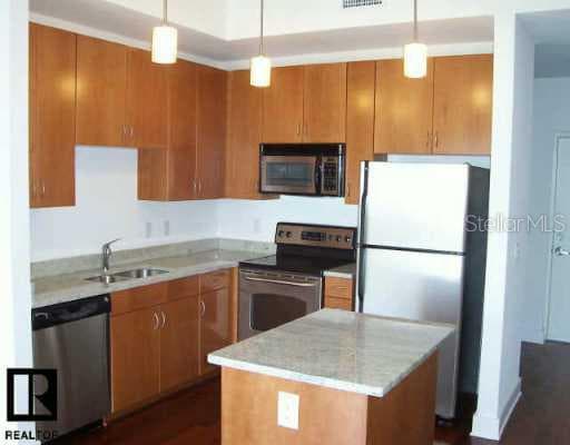 1010 Central AVENUE UNIT A322 St Petersburg, FL 33701
