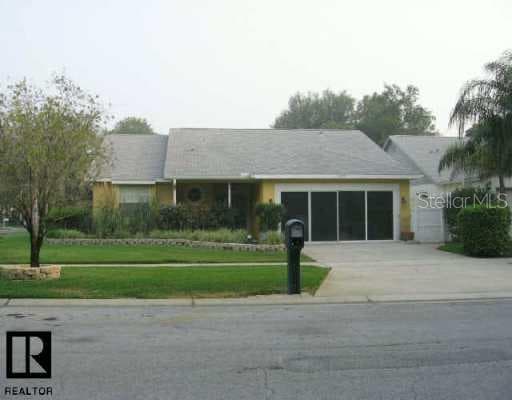1074 Greywood AVENUE Tarpon Springs, FL 34689