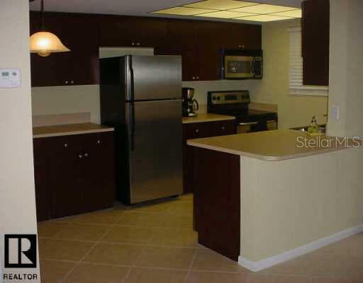 125 5th AVENUE N UNIT 220 St Petersburg, FL 33701