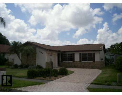 7404 118th DRIVE Largo, FL 33773