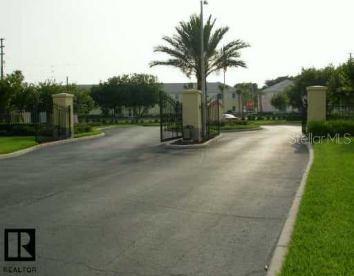 3877 Mariner DRIVE St Petersburg, FL 33705