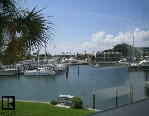 340 Pinellas S UNIT 202 Tierra Verde, FL 33715