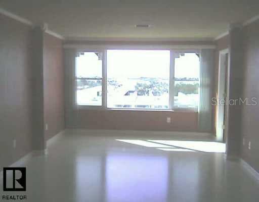 55 Harbor View LANE UNIT #303 Belleair Bluffs, FL 33770