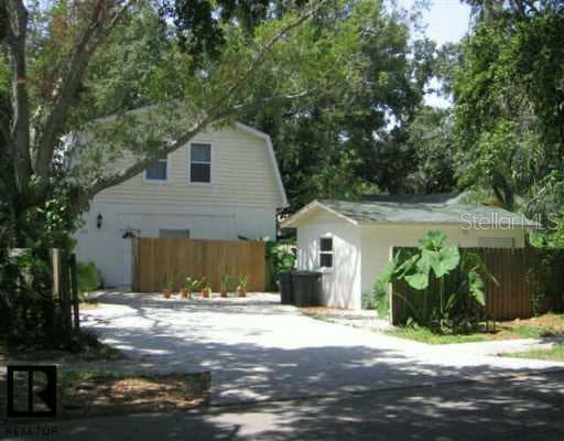 817 Lyndhurst STREET UNIT B Dunedin, FL 34698