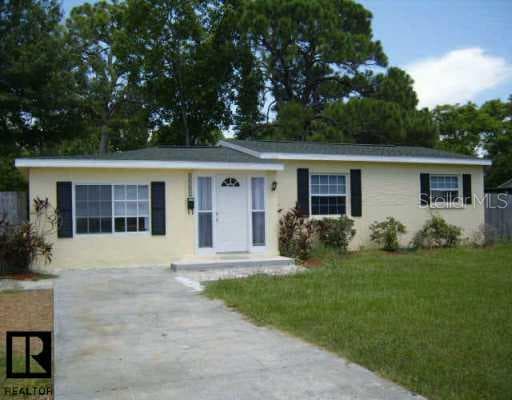 1509 Essex DRIVE N St Petersburg, FL 33710