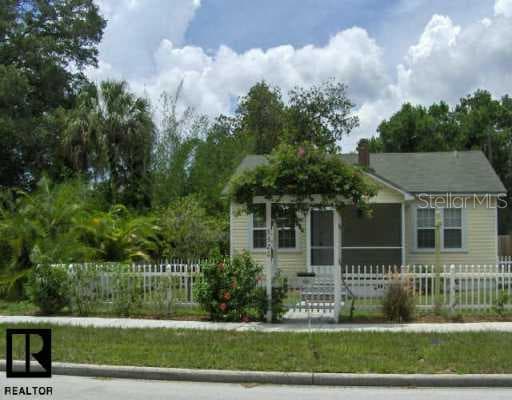 3326 10th STREET N St Petersburg, FL 33704