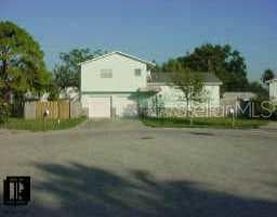 8645 Cercle Chateaux Rae Largo, FL 33777