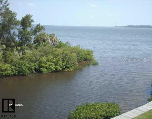 122 Brent CIRCLE Oldsmar, FL 34677