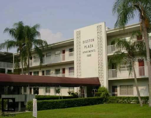 1000 49 STREET N UNIT 212 St Petersburg, FL 33710