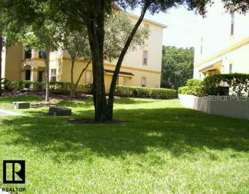 5612 Pinnacle Heights CIRCLE UNIT 311 Tampa, FL 33624