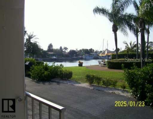 3717 46th AVENUE S UNIT # 8 St Petersburg, FL 33711