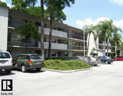 3038 Eastland BOULEVARD UNIT F309 Clearwater, FL 33761