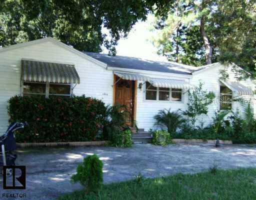 1921 24th AVENUE N St Petersburg, FL 33704
