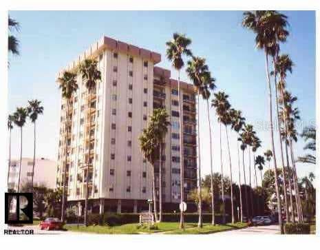 1120 North Shore DRIVE NE UNIT 401 St. Petersburg, FL 33701