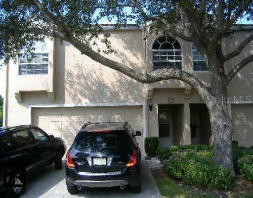 677 SEGOVIA NE ST. PETERSBURG, FL 33703