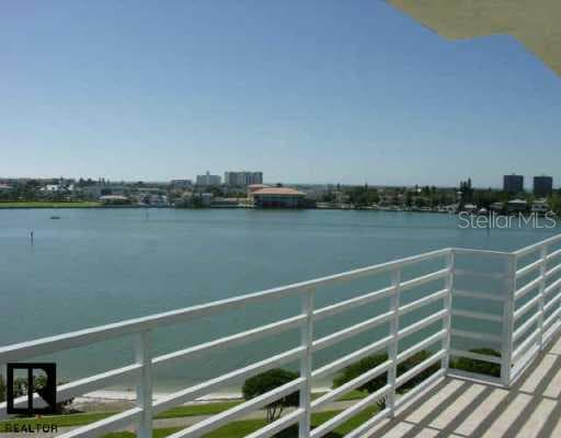 7882 Sailboat Key BOULEVARD S UNIT 501 South Pasadena, FL 33707