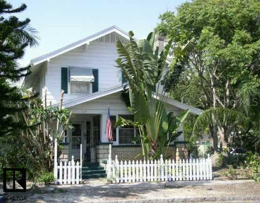 165 17 AVENUE NE St. Pete, FL 33704