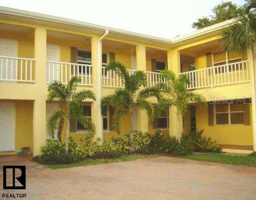 2049 Edgewater DRIVE UNIT 4 Clearwater, FL 33755