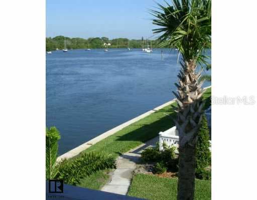 3873 POMPANO DRIVE SE UNIT D ST. PETERSBURG, FL 33705
