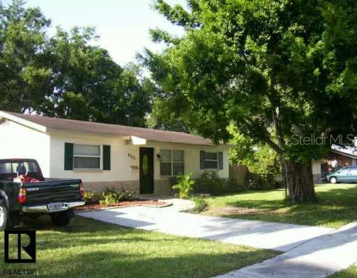 144 SE Monroe CIRCLE N St. Petersburg, FL 33703