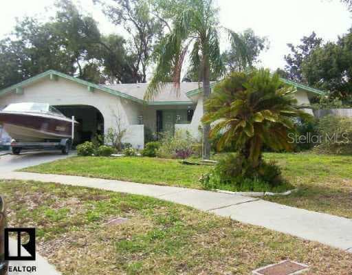 1398 Grapeleaf COURT Tarpon Springs, FL 34689