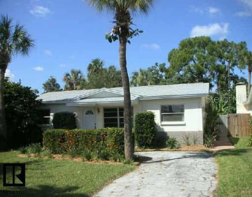 1863 New Hampshire AVENUE NE St Petersburg, FL 33703