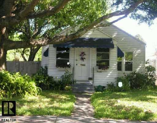 1531 21st AVENUE N St Petersburg, FL 33704