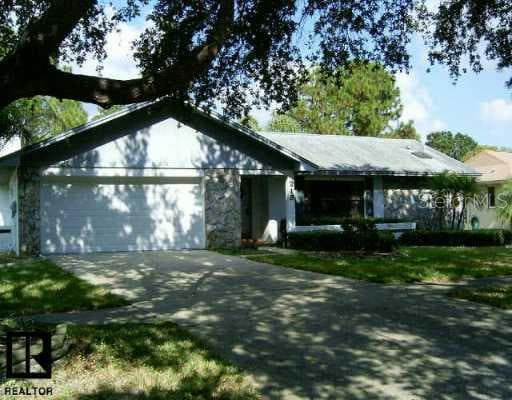 215 Woodland COURT Safety Harbor, FL 34695