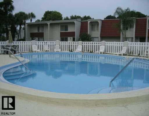 1845 Pine Cone CIRCLE UNIT 25 Clearwater, FL 33760