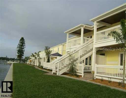 3787 Pompeno DRIVE SE UNIT C St. Pete, FL 33705