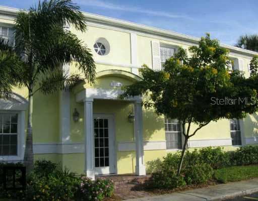 4984 Beach DRIVE SE UNIT #F St Petersburg, FL 33705