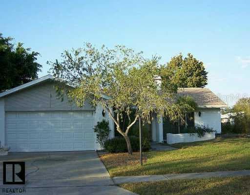 14301 90th AVENUE Seminole, FL 33776