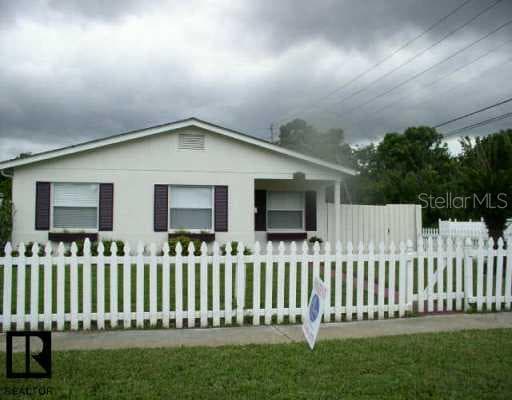 646 90th AVENUE N St. Petersburg, FL 33702