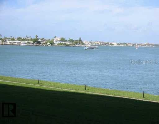 1 Key Capri DRIVE UNIT 105 Treasure Island, FL 33706