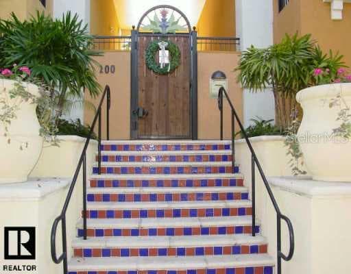 200 4th AVENUE S UNIT #115 St Petersburg, FL 33701